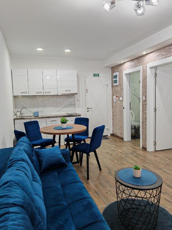 Imperial Apartment Veliko Gradiste Ngoại thất bức ảnh