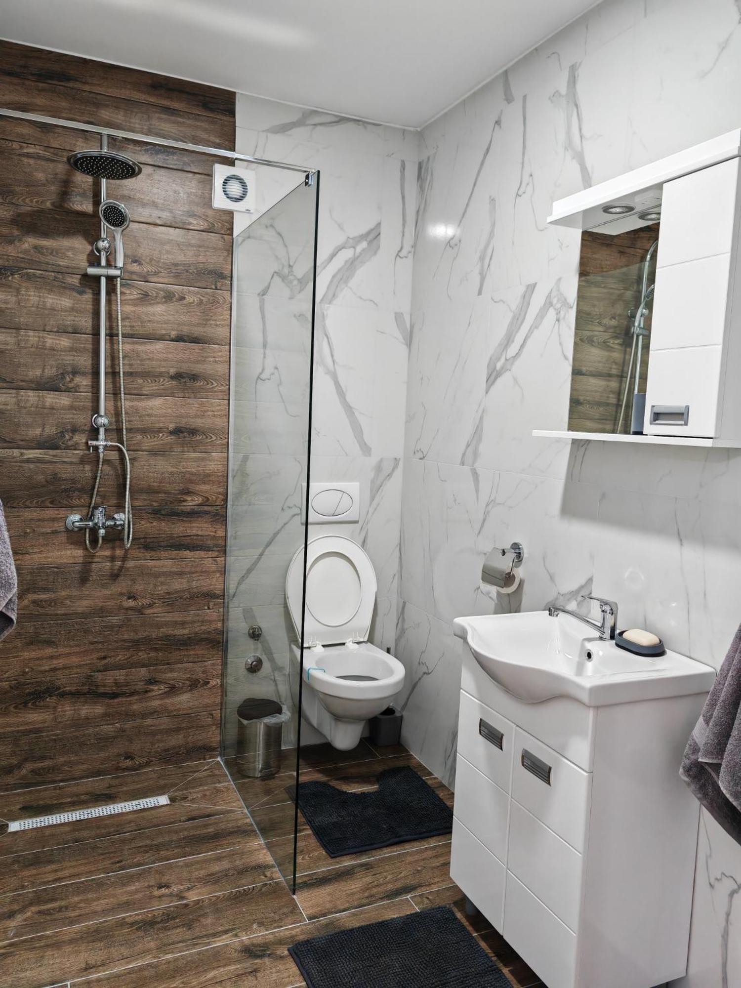 Imperial Apartment Veliko Gradiste Ngoại thất bức ảnh